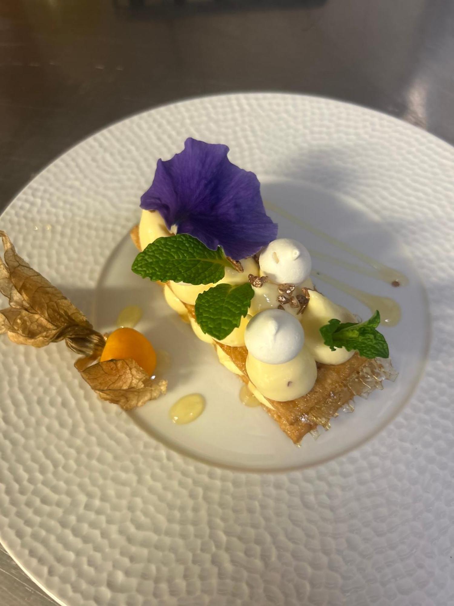 Toulouse-le-Chateau Le D'Tour Gourmand Bed & Breakfast エクステリア 写真